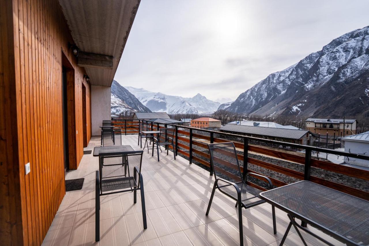 Eltisy Guest House Stepantsminda Exterior photo